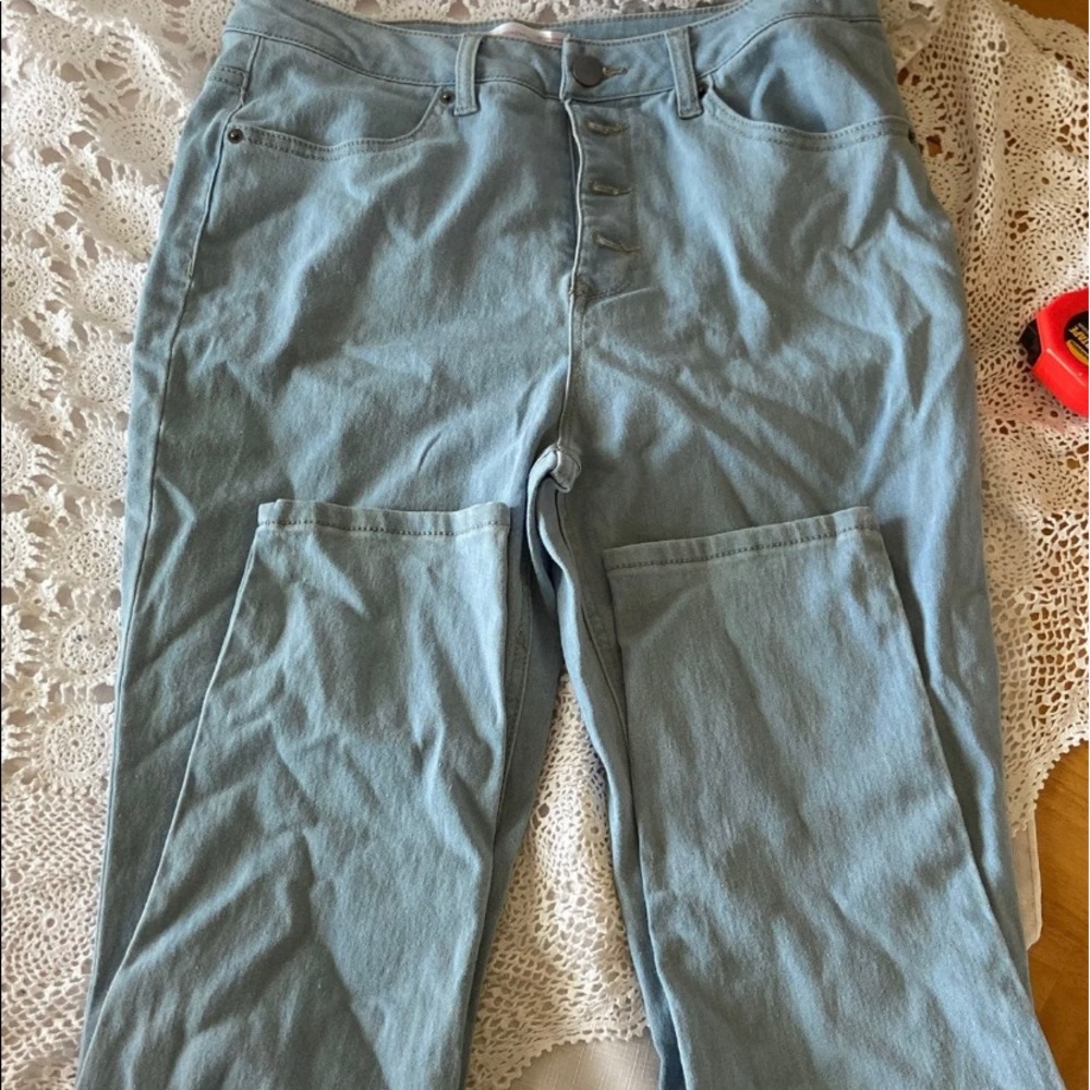 Light blue jeans size 15